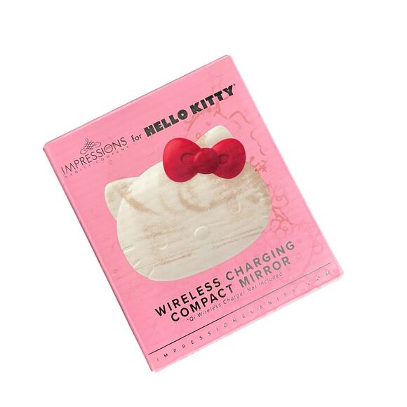 Impressions for Hello Kitty Wireless Charging Compact Mirror White - Picture 9 of 10